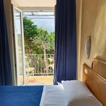 Bed & Breakfast Relais Raffaele By Emilia *