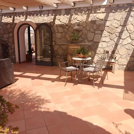 Relais Raffaele By Emilia Bed & Breakfast *