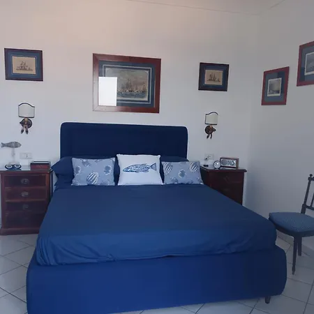 Relais Raffaele By Emilia Bed & Breakfast